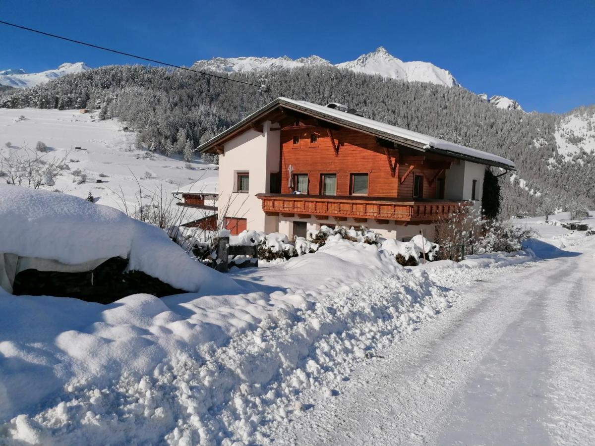 Abenteuerhof Appartement Nauders Buitenkant foto